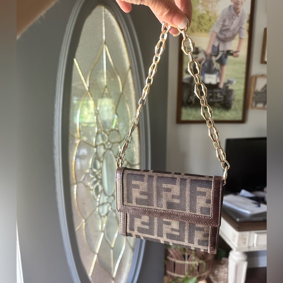 Fendi Wallets with 1 dust bag 💎Authentic - Picture 3 of 17